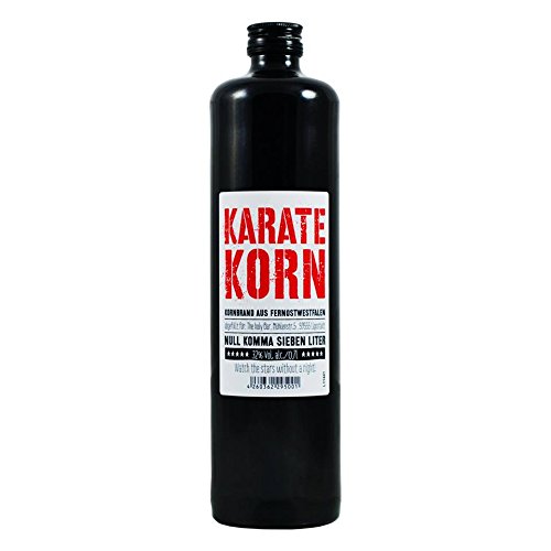 Karate Korn - 0,7l - Immer mitten in die Fresse.. 32%vol.