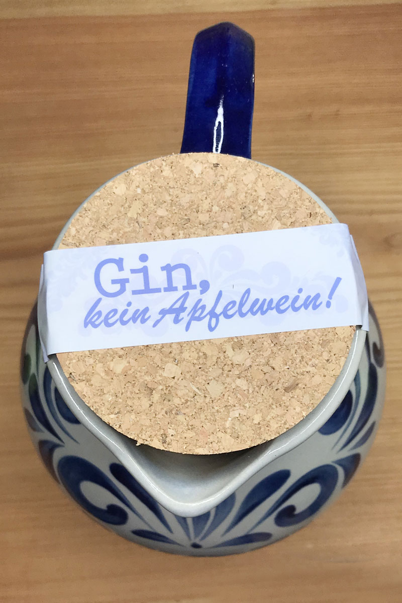 XXL 2,0 Liter Bembel Gin im Bembel -  43% vol. Alk. - Versandkostenfrei - Deckel