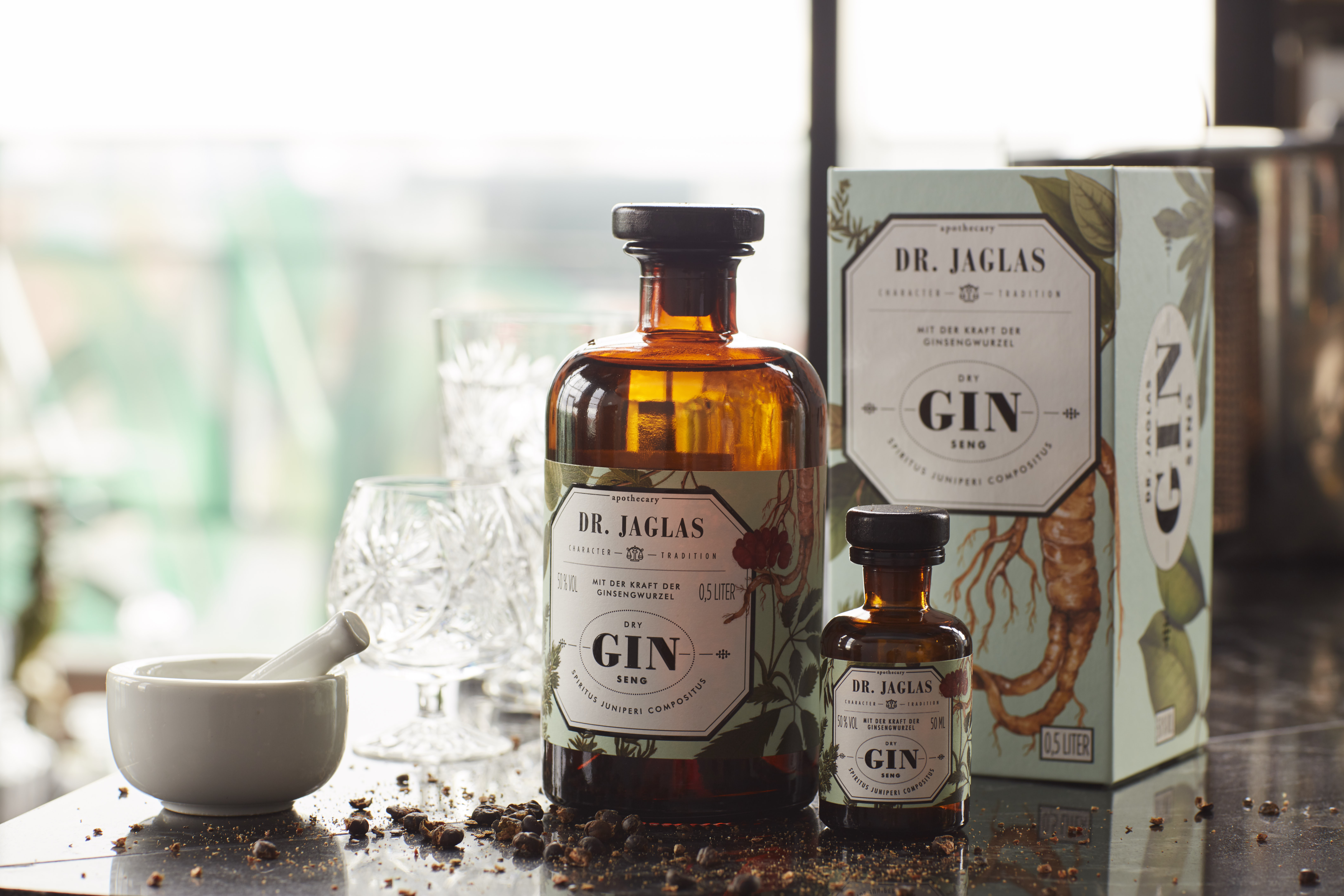Dr. Jaglas GIN seng Dry Gin 0,5l 50%vol.